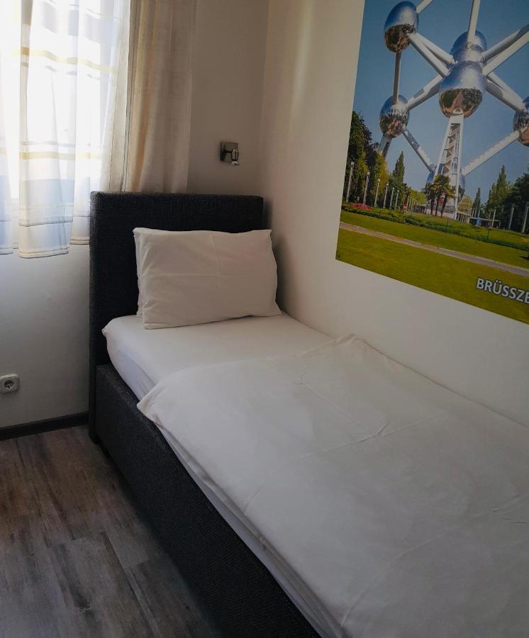 Bed and Breakfast Matyas Panzio à Szeged Extérieur photo