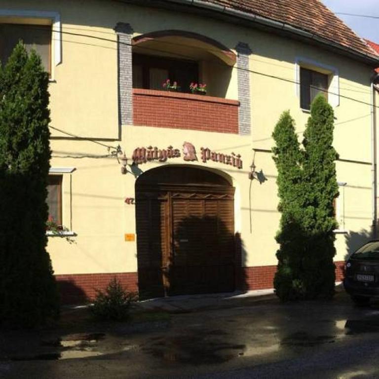 Bed and Breakfast Matyas Panzio à Szeged Extérieur photo