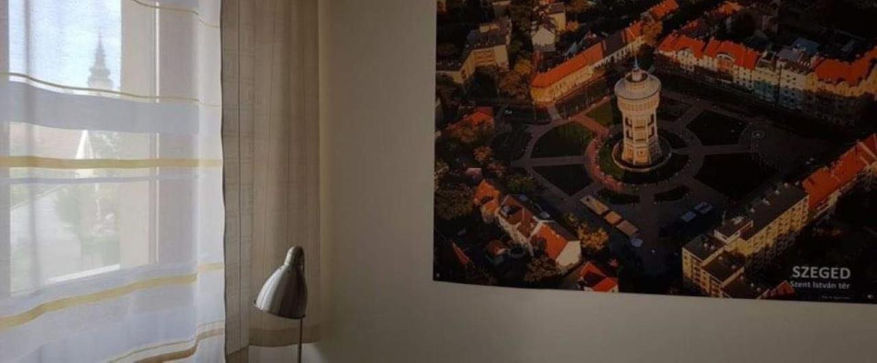 Bed and Breakfast Matyas Panzio à Szeged Extérieur photo
